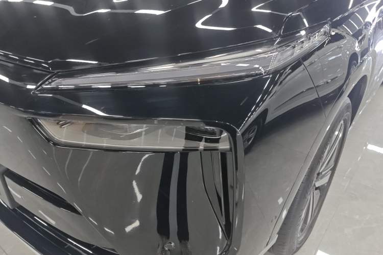 Used Wey Lanshan 2025 Four-Wheel Drive Max Left Front Headlight