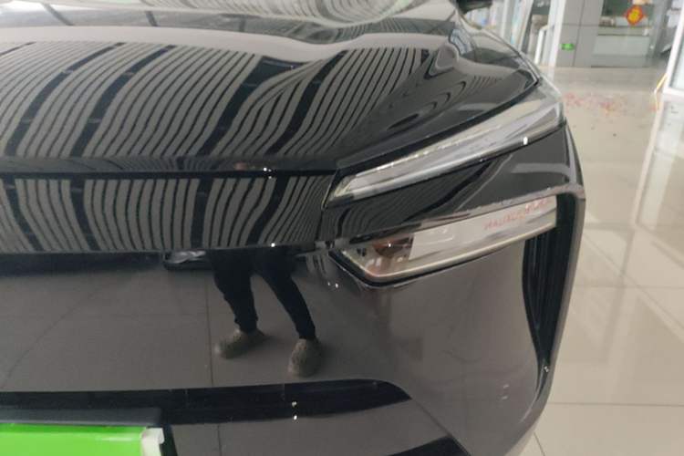 Used Wey Lanshan 2025 Four-Wheel Drive Ultra Left Front Headlight