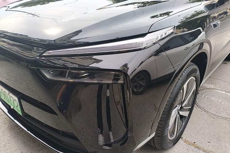 Used Wey Lanshan 2025 Four-Wheel Drive Max Left Front Headlight