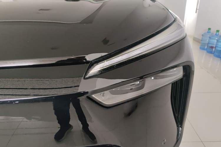 Used Wey Lanshan 2025 Four-Wheel Drive Ultra Left Front Headlight