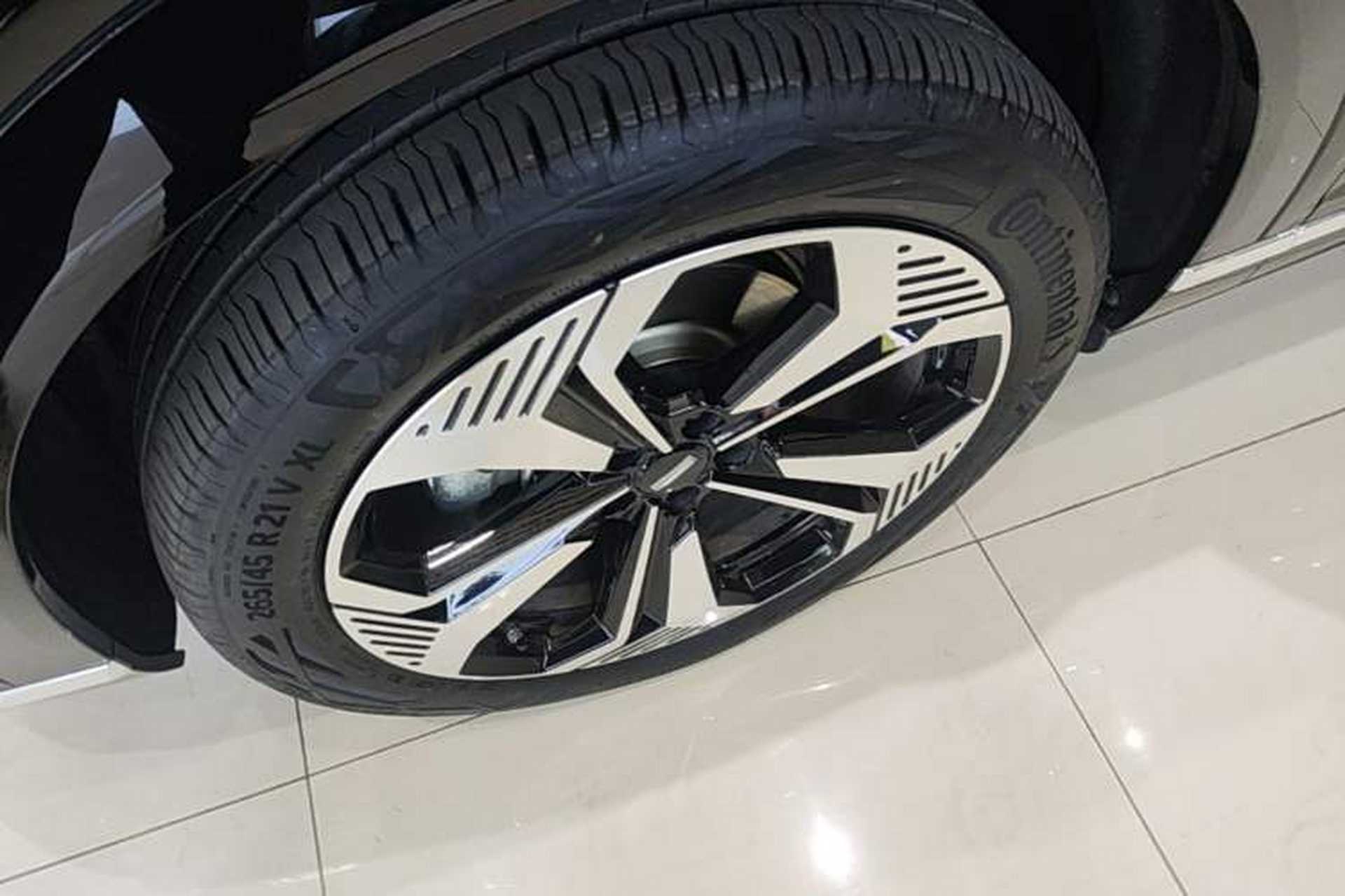 Used Wey Lanshan 2025 Four-Wheel Drive Max Left Front Wheel Hub