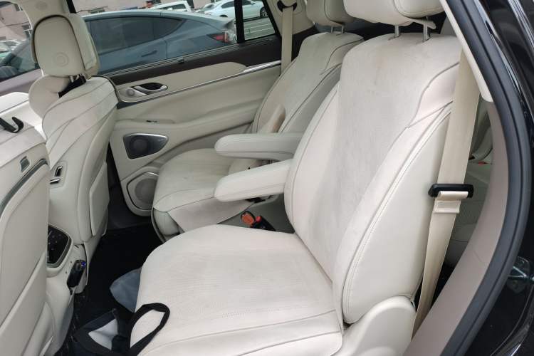 Used Wey Lanshan 2025 Four-Wheel Drive Max Left Rear Seat