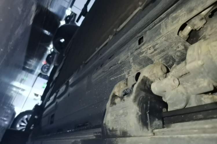 Used Wey Lanshan 2025 Four-Wheel Drive Max Left Side Sill