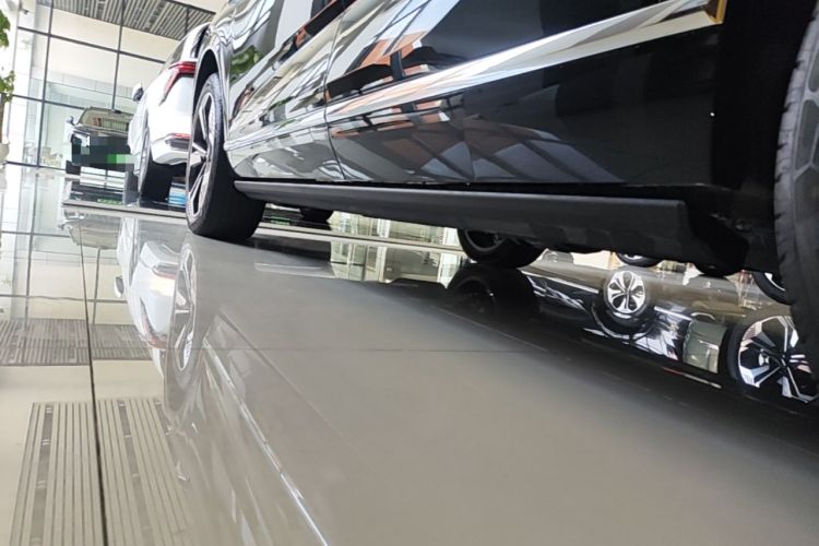 Used Wey Lanshan 2025 Four-Wheel Drive Ultra Left Side Sill