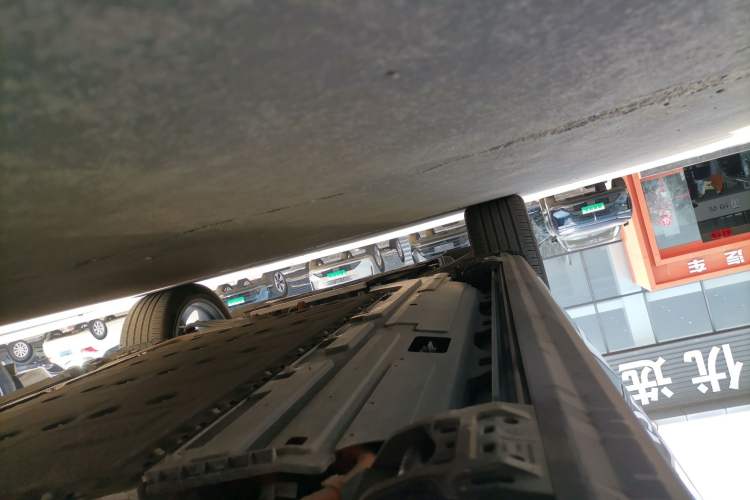 Used Wey Lanshan 2025 Four-Wheel Drive Ultra Left Side Sill