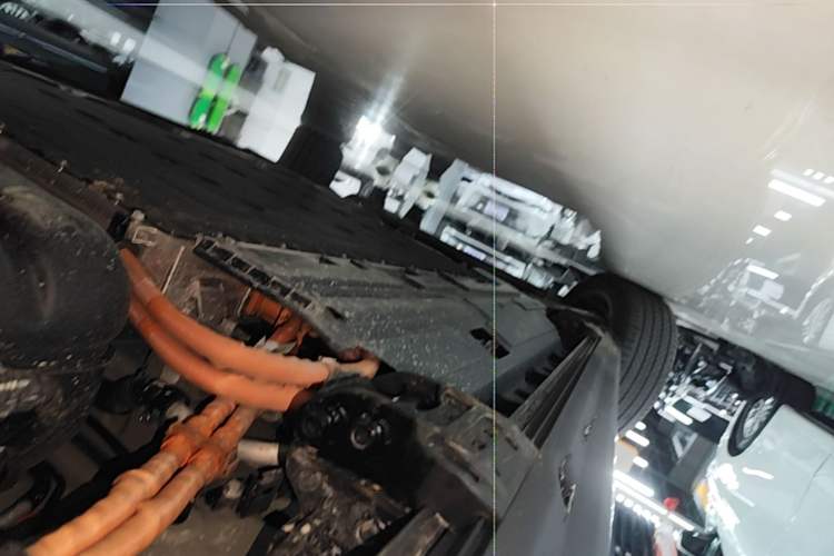 Used Wey Lanshan 2025 Four-Wheel Drive Max Left Side Sill