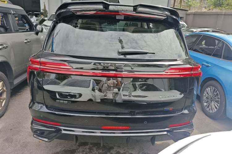 Used Wey Lanshan 2025 Four-Wheel Drive Max Rear