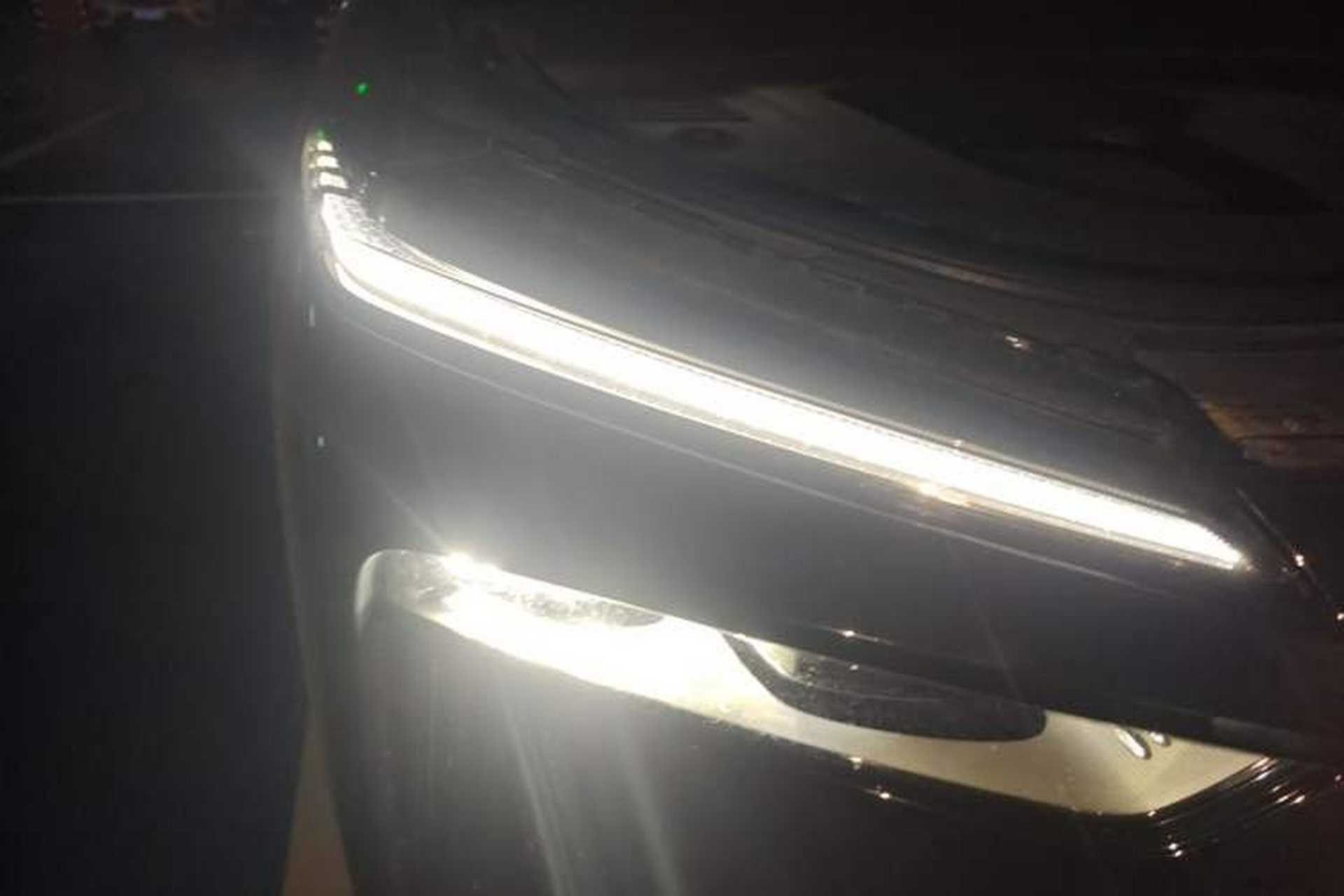 Used Wey Lanshan 2025 Four-Wheel Drive Max Right Front Headlight