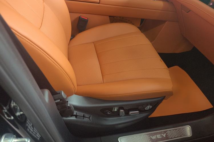 Used Wey Lanshan 2025 Four-Wheel Drive Ultra Right Front Seat