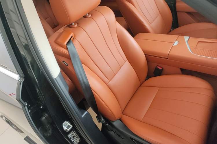 Used Wey Lanshan 2025 Four-Wheel Drive Ultra Right Front Seat