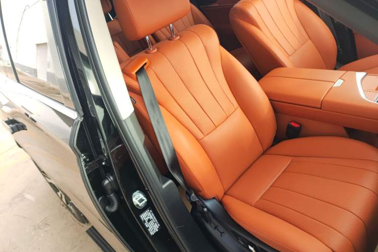 Used Wey Lanshan 2025 Four-Wheel Drive Ultra Right Front Seat