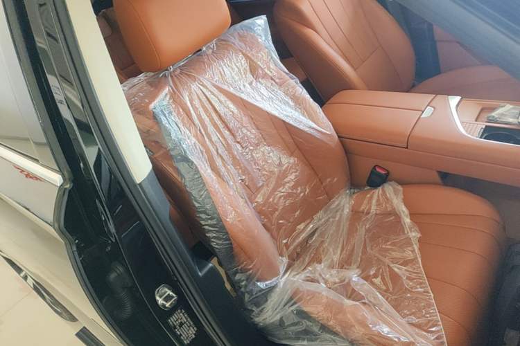 Used Wey Lanshan 2025 Four-Wheel Drive Ultra Right Front Seat