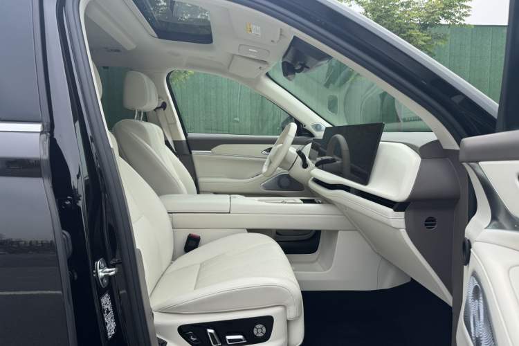 Used Wey Lanshan 2025 Four-Wheel Drive Max Right Front Seat
