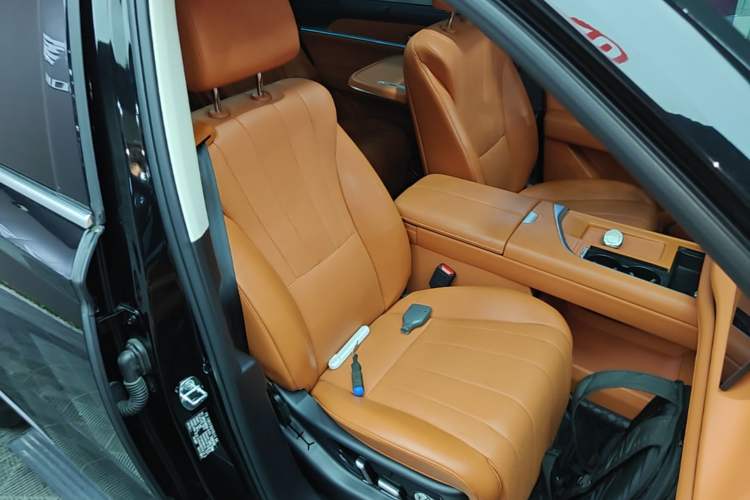 Used Wey Lanshan 2025 Four-Wheel Drive Max Right Front Seat
