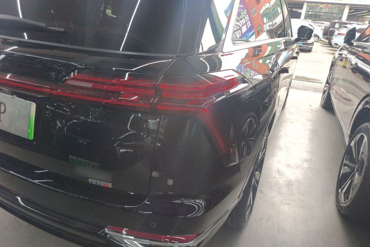 Used Wey Lanshan 2025 Four-Wheel Drive Ultra Right Rear Taillight