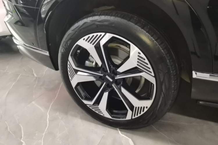 Used Wey Lanshan 2025 Four-Wheel Drive Max Right Rear Wheel Hub