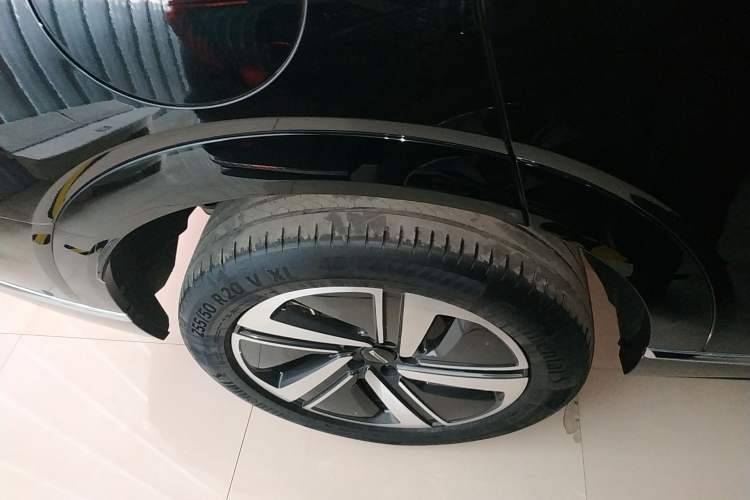 Used Wey Lanshan 2025 Four-Wheel Drive Max Right Rear Wheel Hub