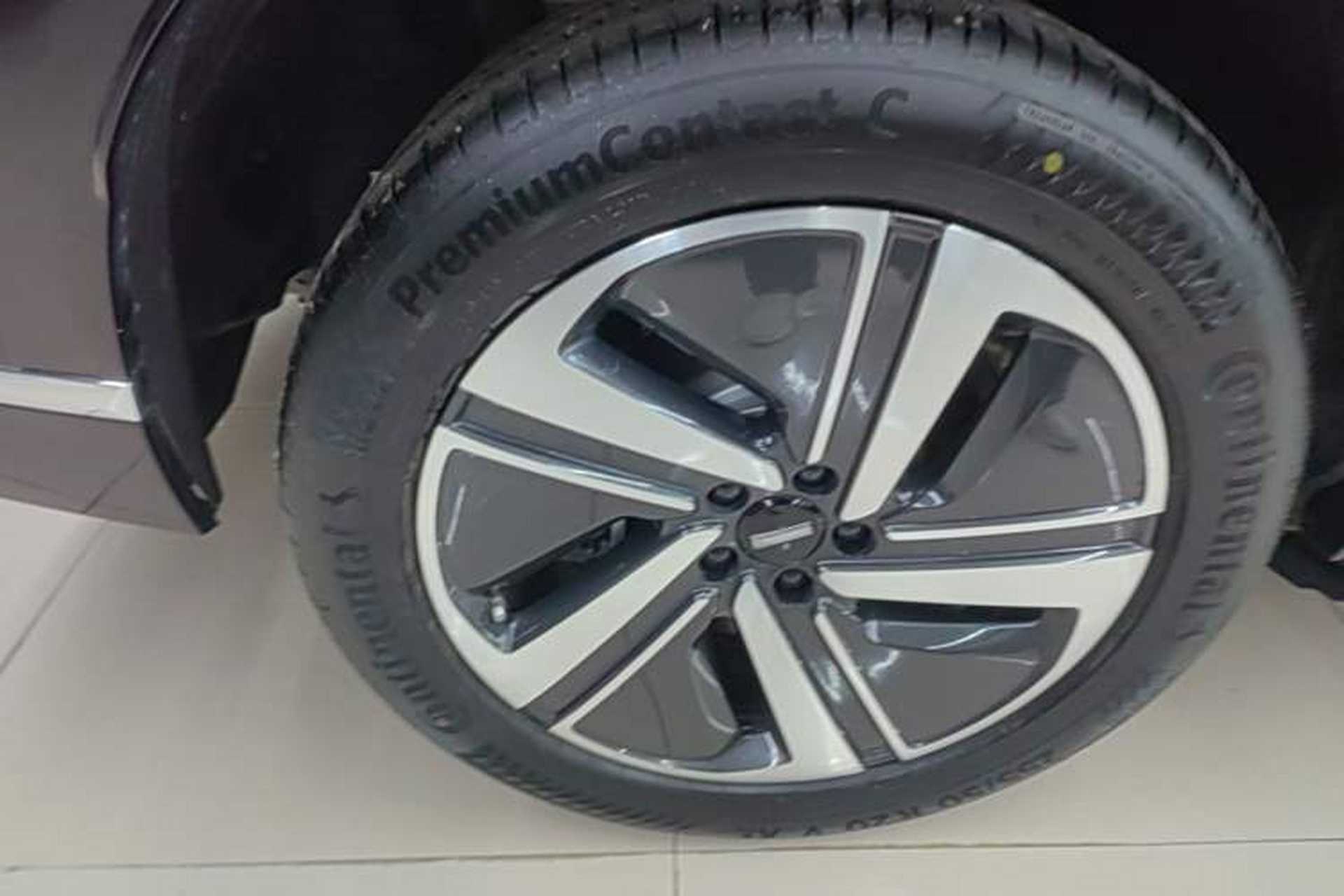 Used Wey Lanshan 2025 Four-Wheel Drive Max Right Rear Wheel Hub