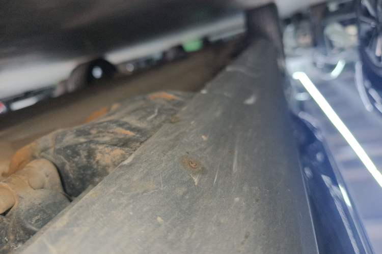 Used Wey Lanshan 2025 Four-Wheel Drive Ultra Right Side Sill