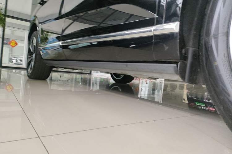 Used Wey Lanshan 2025 Four-Wheel Drive Ultra Right Side Sill