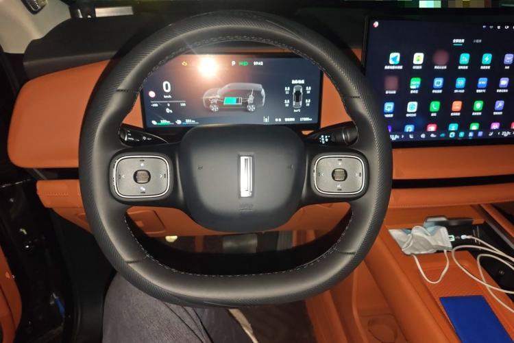 Used Wey Lanshan 2025 Four-Wheel Drive Max Steering Wheel