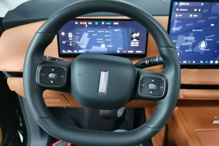 Used Wey Lanshan 2025 Four-Wheel Drive Max Steering Wheel