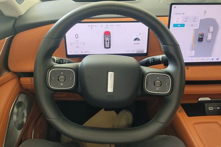 Used Wey Lanshan 2025 Four-Wheel Drive Max Steering Wheel