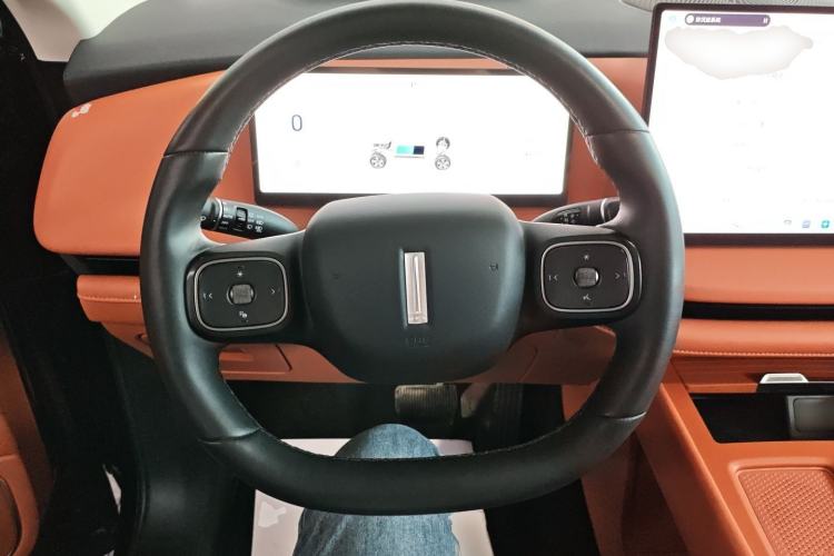 Used Wey Lanshan 2025 Four-Wheel Drive Max Steering Wheel