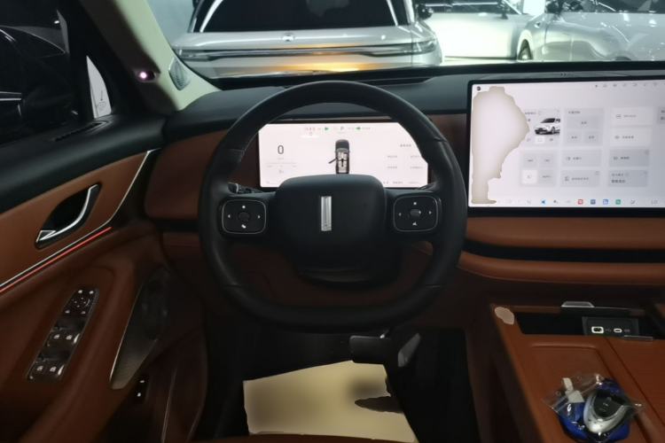 Used Wey Lanshan 2025 Four-Wheel Drive Max Steering Wheel