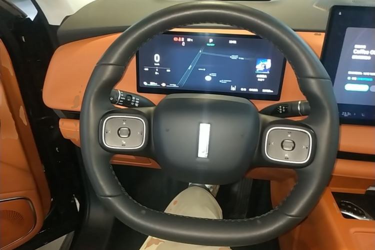 Used Wey Lanshan 2025 Four-Wheel Drive Max Steering Wheel