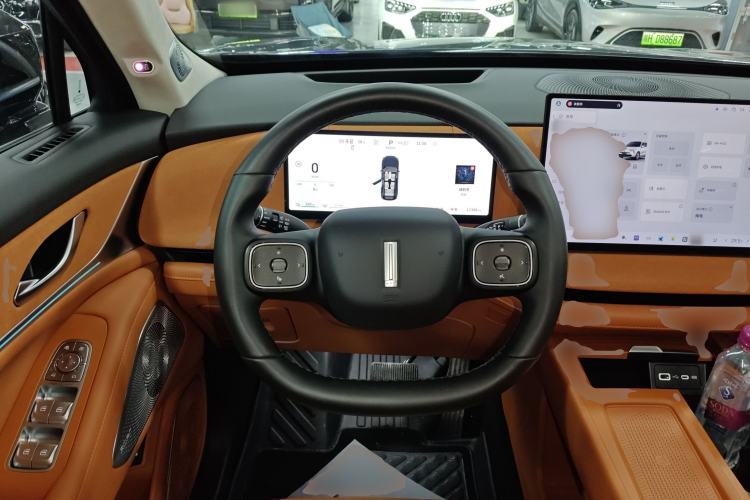 Used Wey Lanshan 2025 Four-Wheel Drive Ultra Steering Wheel