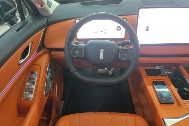 Used Wey Lanshan 2025 Four-Wheel Drive Max Steering Wheel
