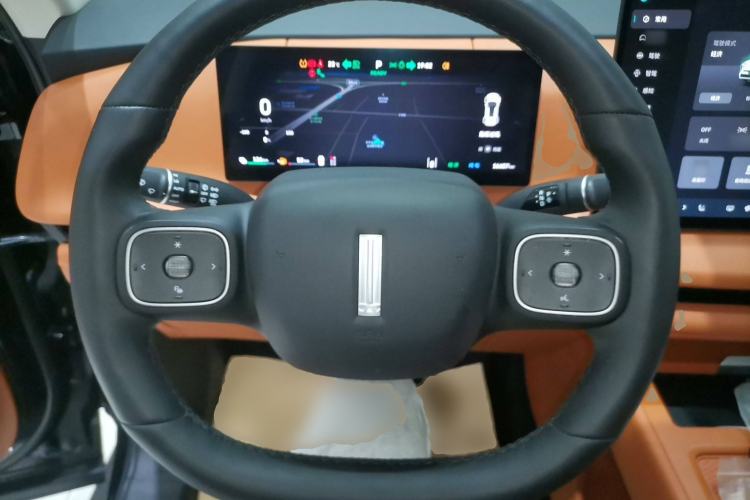 Used Wey Lanshan 2025 Four-Wheel Drive Max Steering Wheel