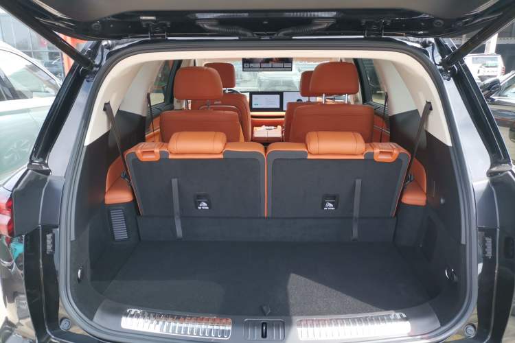 Used Wey Lanshan 2025 Four-Wheel Drive Ultra Trunk