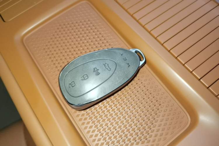 Used Wey Lanshan 2025 Four-Wheel Drive Max Vehicle Key