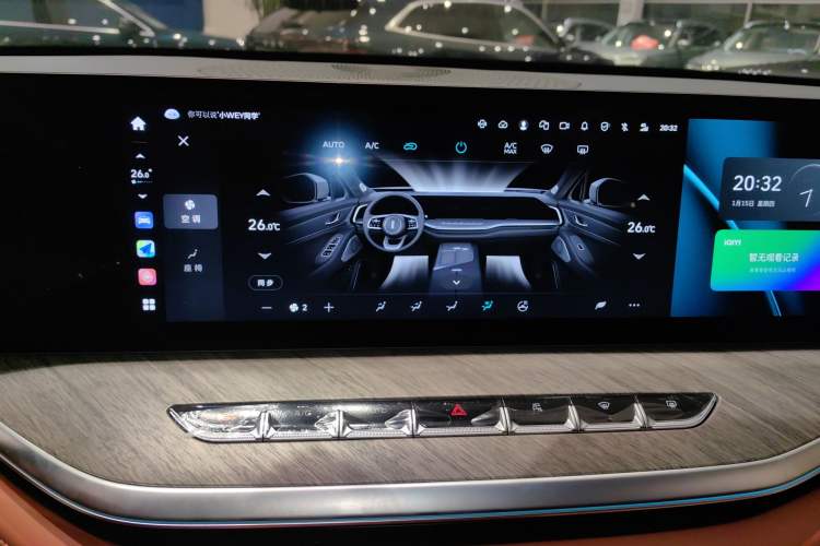 Used Wey Lanshan 2025 Four-Wheel Drive Max Audio And AC Panel