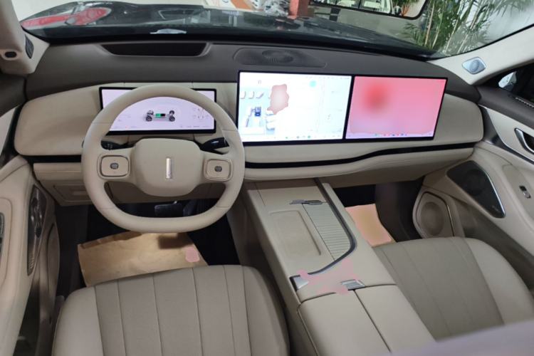Used Wey Lanshan 2025 Four-Wheel Drive Ultra Center Console