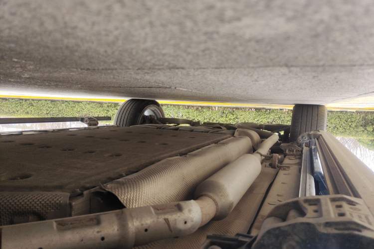 Used Wey Lanshan 2025 Four-Wheel Drive Max Chassis Front Right