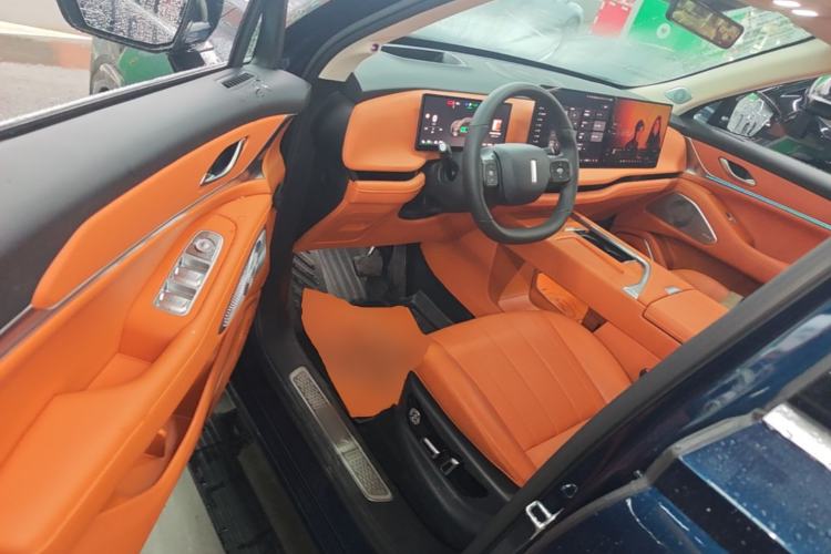 Used Wey Lanshan 2025 Four-Wheel Drive Max Driver Seat