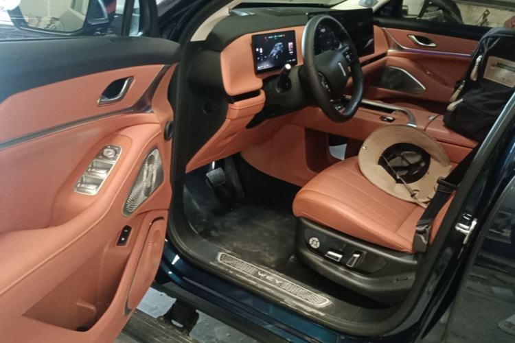 Used Wey Lanshan 2025 Four-Wheel Drive Max Driver Seat