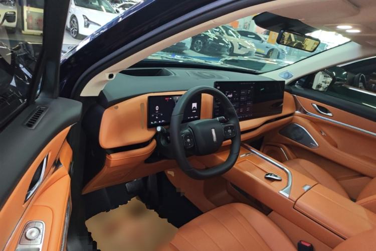 Used Wey Lanshan 2025 Four-Wheel Drive Max Driver Seat