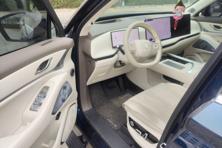 Used Wey Lanshan 2025 Four-Wheel Drive Max Driver Seat