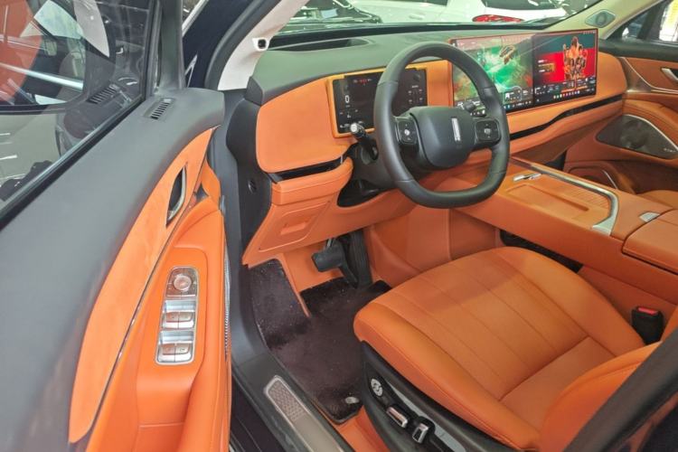 Used Wey Lanshan 2025 Four-Wheel Drive Ultra Driver Seat