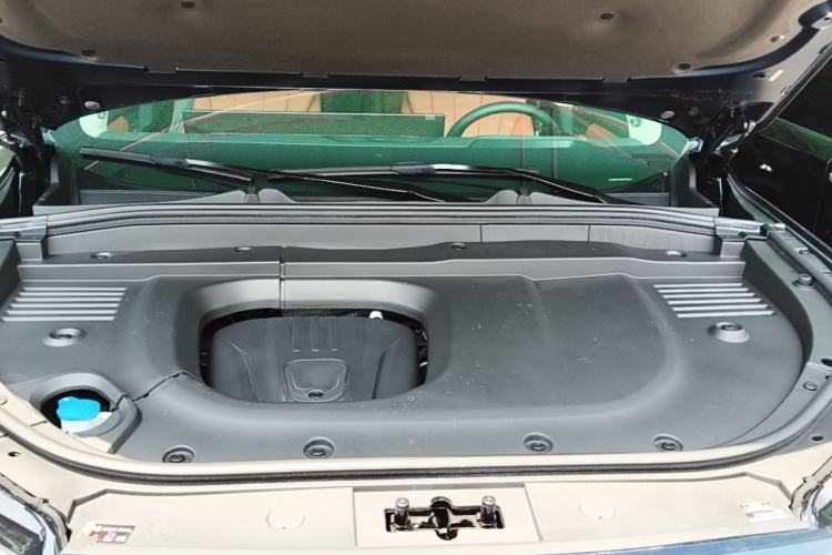 Used Wey Lanshan 2025 Four-Wheel Drive Max Engine Bay
