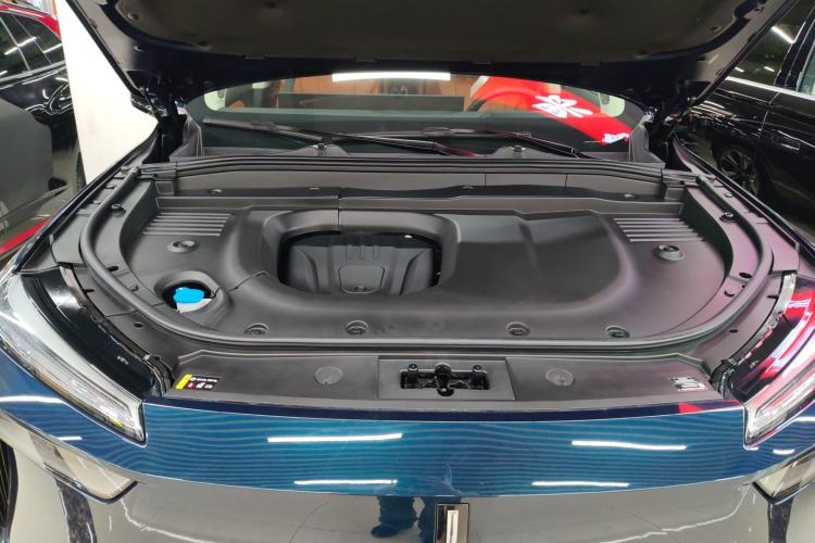 Used Wey Lanshan 2025 Four-Wheel Drive Max Engine Bay