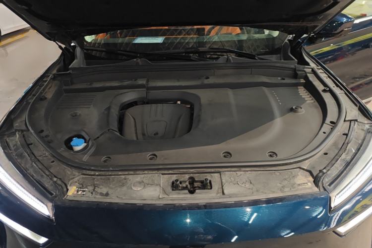 Used Wey Lanshan 2025 Four-Wheel Drive Max Engine Bay