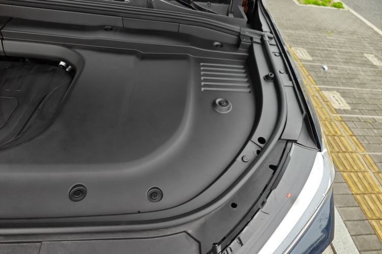 Used Wey Lanshan 2025 Four-Wheel Drive Max Engine Bay Left