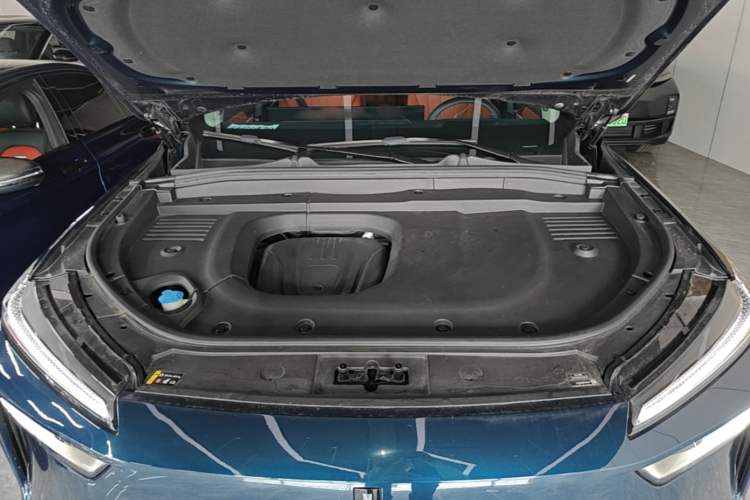 Used Wey Lanshan 2025 Four-Wheel Drive Max Engine Bay