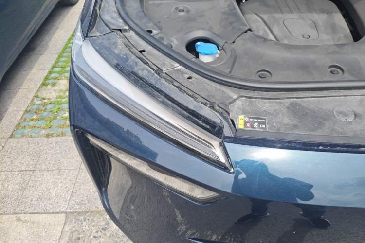 Used Wey Lanshan 2025 Four-Wheel Drive Ultra Engine Bay Right