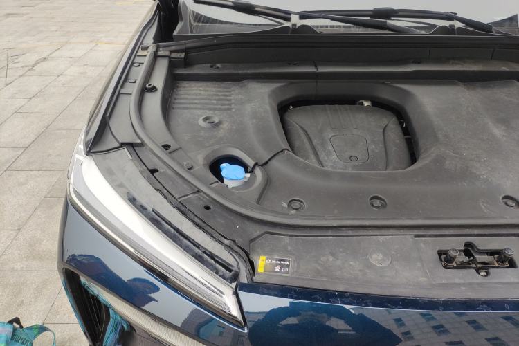 Used Wey Lanshan 2025 Four-Wheel Drive Max Engine Bay Right